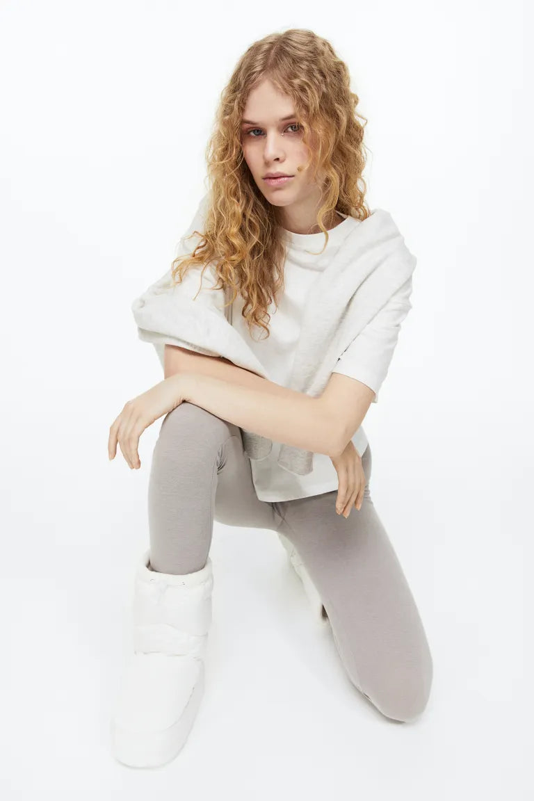 Oversized T-shirt 2 Oversized T-shirt - Ảnh 2